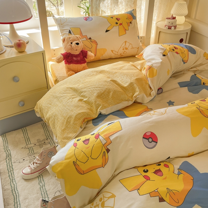 91家纺网 家纺一手货源 找家纺 金爱家 2025新款宝可梦正版授权纯棉卡通皮卡丘学生宿舍三件套四件套系列 棉宝可梦-星星比卡丘