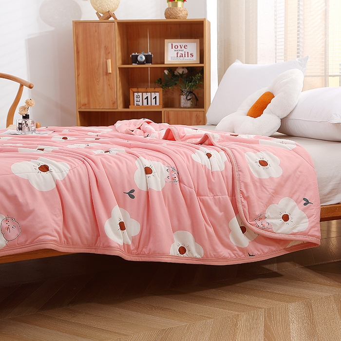 91家纺网 家纺一手货源 找家纺 贝兰仙奴 2025新款针织棉夏被 花与猫粉