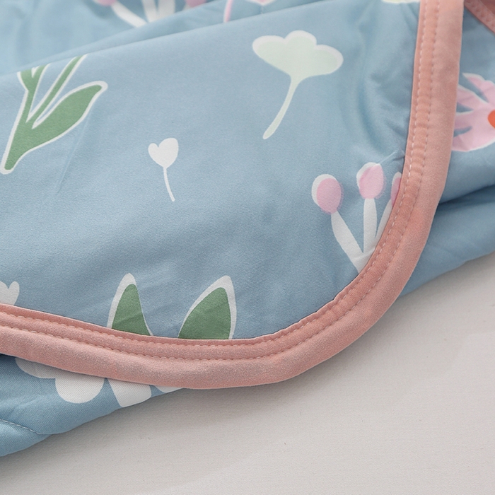 91家纺网 家纺一手货源 找家纺 贝兰仙奴 2025新款针织棉夏被 蓝小花