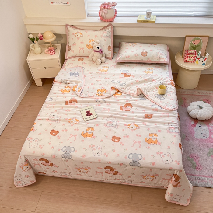 91家纺网 家纺一手货源 找家纺 慕澄家纺 2025新款真冰藤席子凉席夏被夏凉被空调被四件套 彩色小萌物