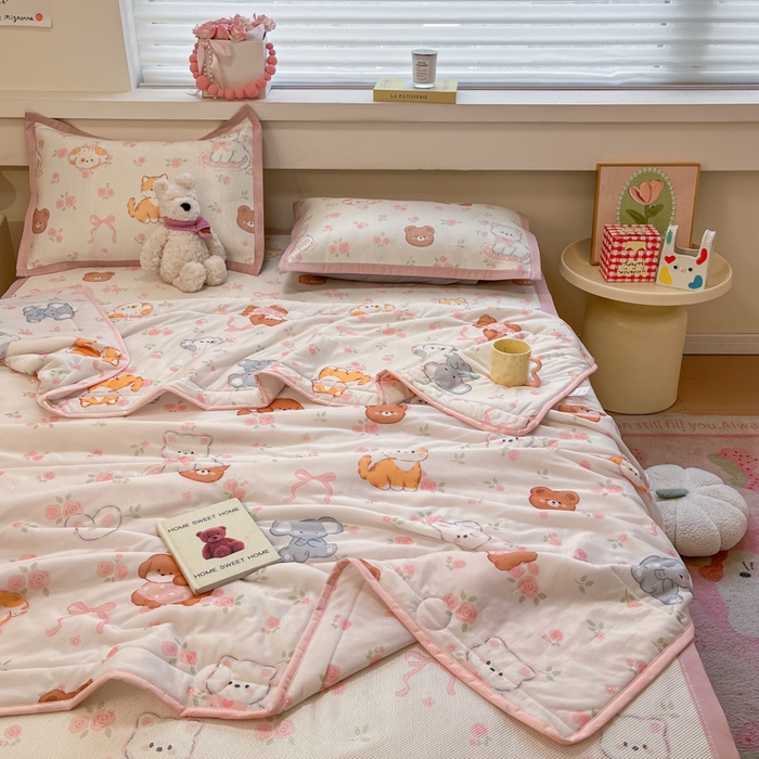 91家纺网 家纺一手货源 找家纺 慕澄家纺 2025新款真冰藤席子凉席夏被夏凉被空调被四件套 彩色小萌物