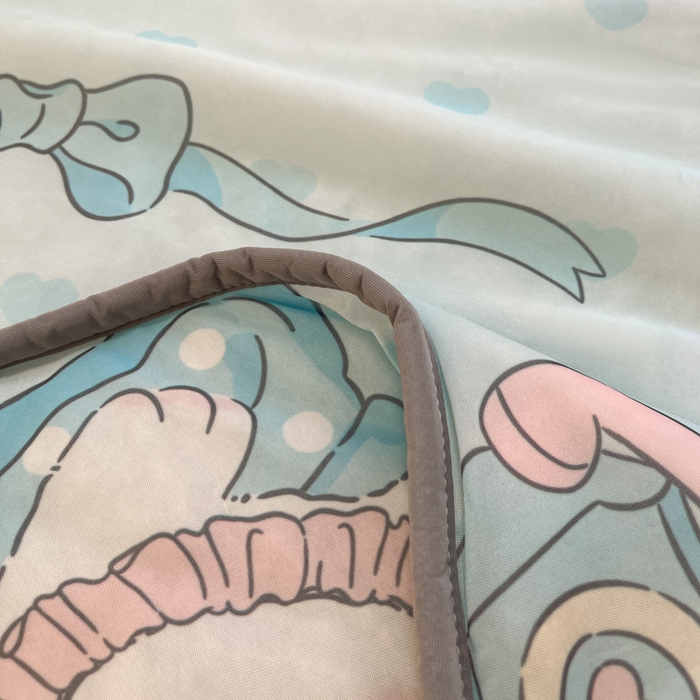 91家纺网 家纺一手货源 找家纺 慕澄家纺 2025新款真冰藤席子凉席夏被夏凉被空调被四件套 害羞喵