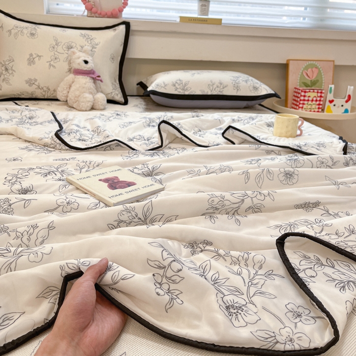 91家纺网 家纺一手货源 找家纺 慕澄家纺 2025新款真冰藤席子凉席夏被夏凉被空调被四件套 花影