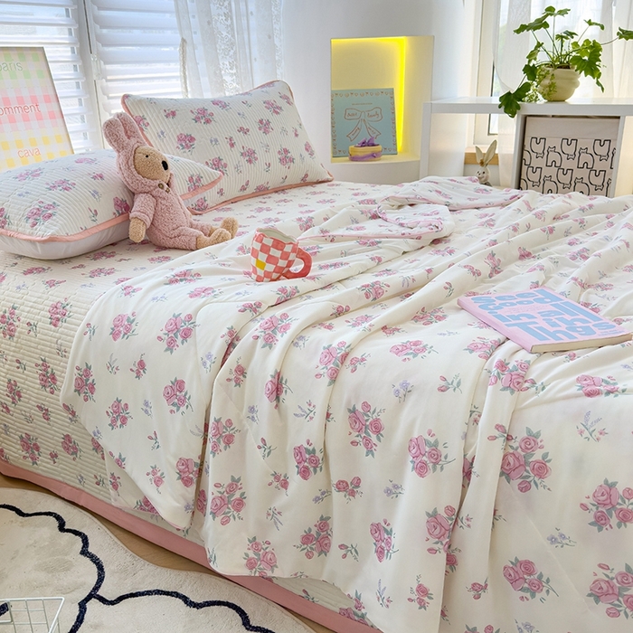 91家纺网 家纺一手货源 找家纺 赫梵茜 2025春夏新款锦氨凉感丝冰皮软席床盖夏被夏凉被空调被四件套