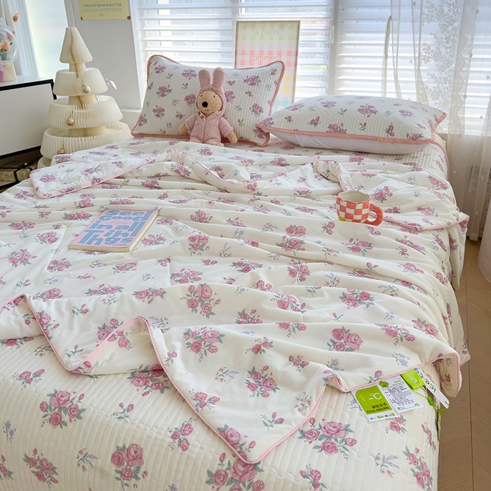 91家纺网 家纺一手货源 找家纺 赫梵茜 2025春夏新款锦氨凉感丝冰皮软席床盖夏被夏凉被空调被四件套