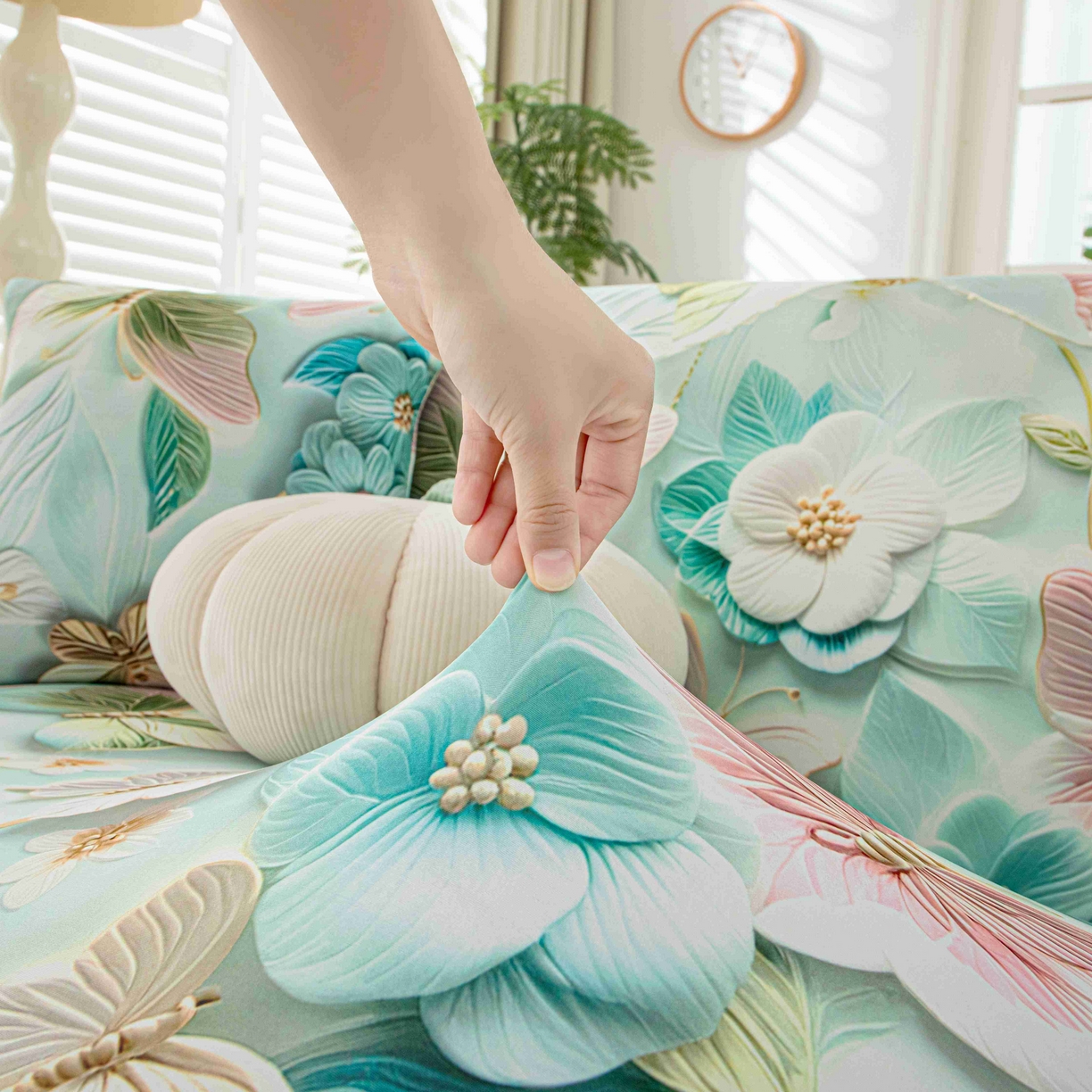 91家纺网 家纺一手货源 找家纺 沐沐家纺 2026春夏新款冰丝印花沙发套 蝶恋花