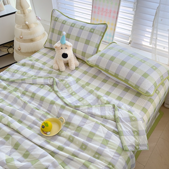 91家纺网 家纺一手货源 找家纺 赫梵茜 2025春夏新款锦氨凉感丝冰皮软席床盖夏被夏凉被空调被四件套