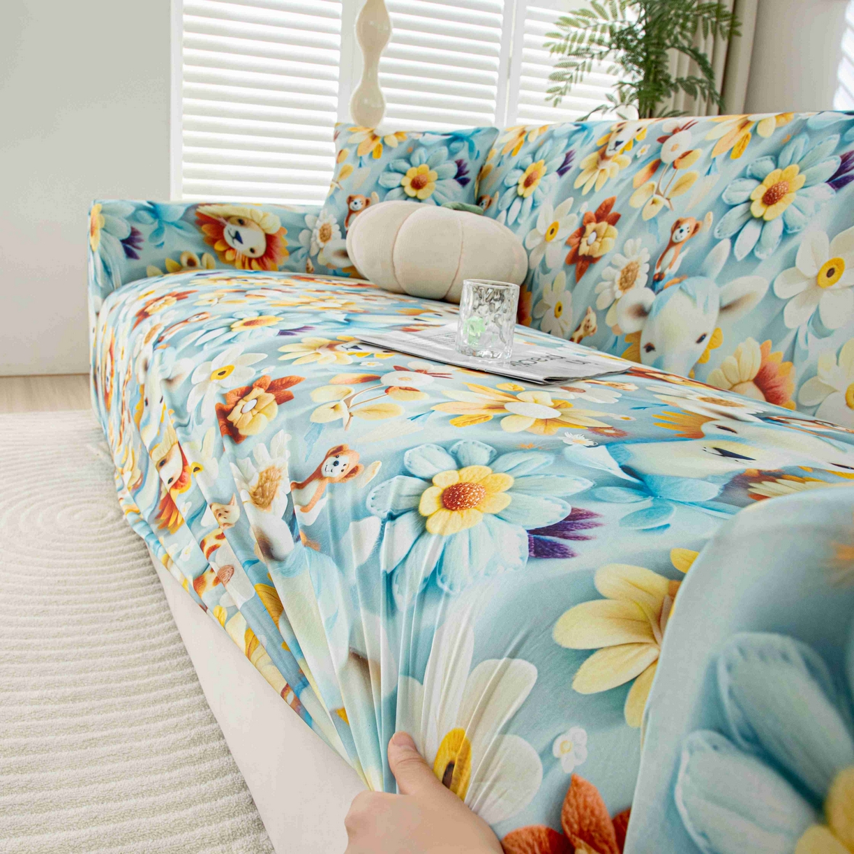 91家纺网 家纺一手货源 找家纺 沐沐家纺 2026春夏新款冰丝印花沙发套 动物乐园