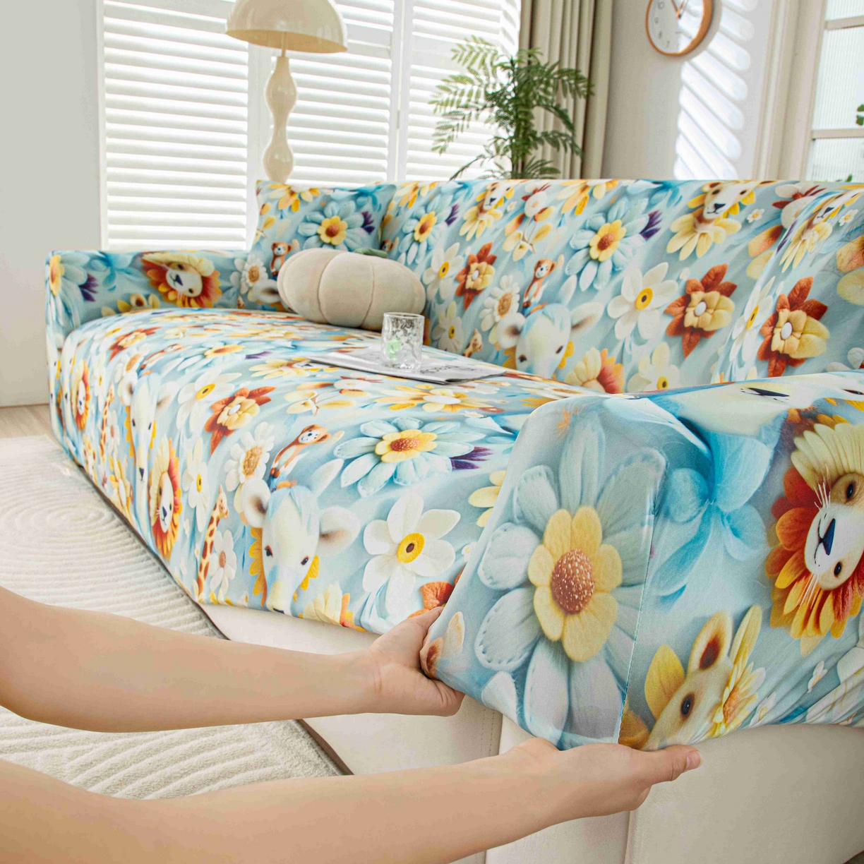 91家纺网 家纺一手货源 找家纺 沐沐家纺 2026春夏新款冰丝印花沙发套 动物乐园