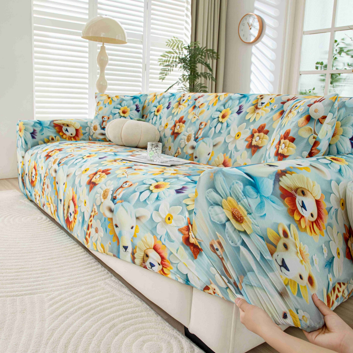 91家纺网 家纺一手货源 找家纺 沐沐家纺 2026春夏新款冰丝印花沙发套 动物乐园