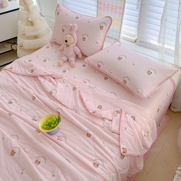 91家纺网 家纺一手货源 找家纺 赫梵茜 2025春夏新款锦氨凉感丝冰皮软席床盖夏被夏凉被空调被四件套