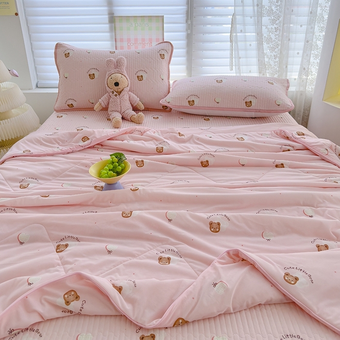 91家纺网 家纺一手货源 找家纺 赫梵茜 2025春夏新款锦氨凉感丝冰皮软席床盖夏被夏凉被空调被四件套