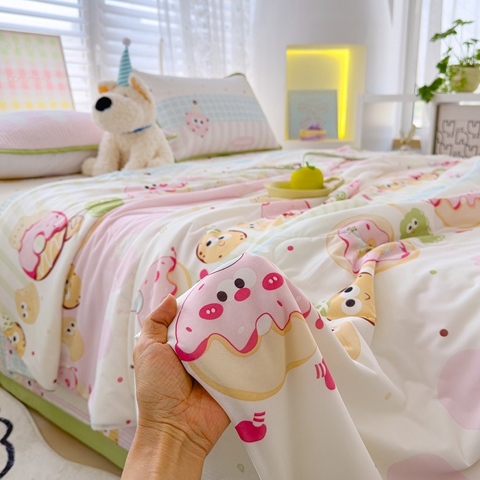 91家纺网 家纺一手货源 找家纺 赫梵茜 2025春夏新款锦氨凉感丝冰皮软席床盖夏被夏凉被空调被四件套