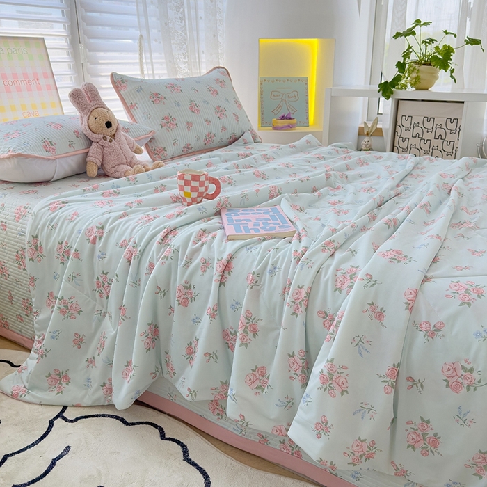 91家纺网 家纺一手货源 找家纺 赫梵茜 2025春夏新款无套路不墨迹锦氨凉感丝双面印花小冰皮夏被夏凉被空调被可机洗