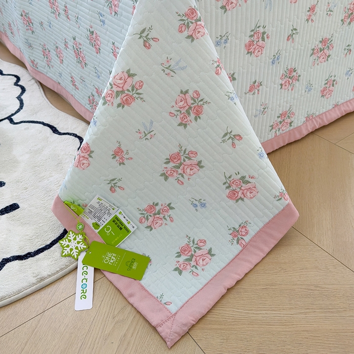 91家纺网 家纺一手货源 找家纺 赫梵茜 2025春夏新款无套路不墨迹锦氨凉感丝双面印花小冰皮夏被夏凉被空调被可机洗