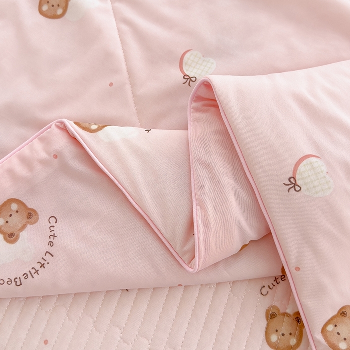 91家纺网 家纺一手货源 找家纺 赫梵茜 2025春夏新款无套路不墨迹锦氨凉感丝双面印花小冰皮夏被夏凉被空调被可机洗