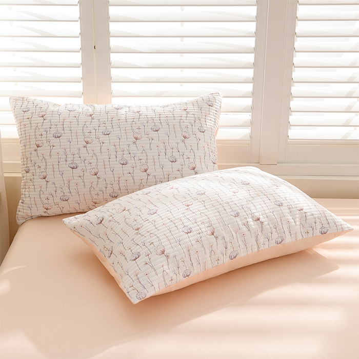 91家纺网 家纺一手货源 找家纺 圣楚家纺 2025新款亲肤舒适云朵夹棉床笠 浪漫童话