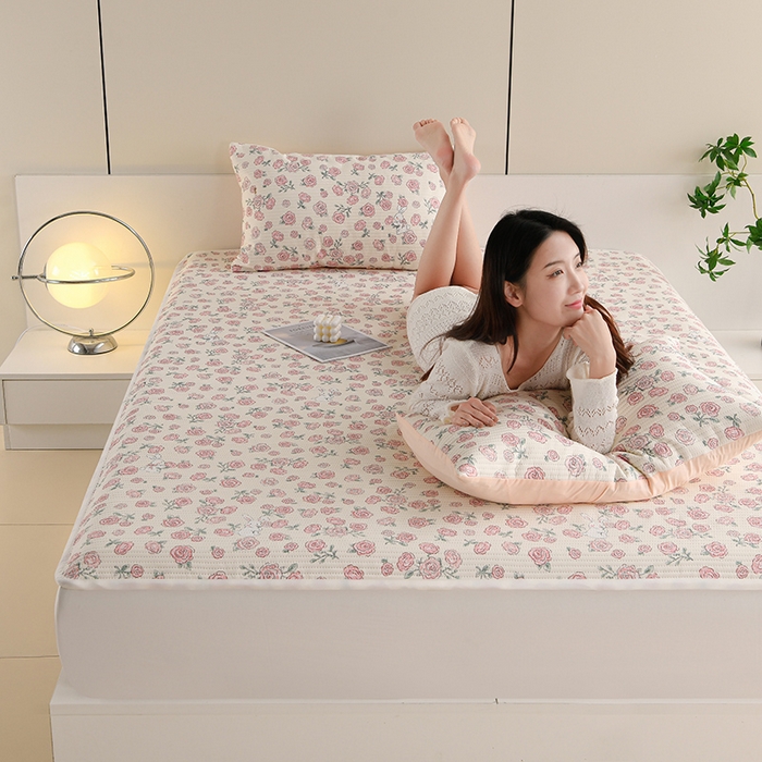 91家纺网 家纺一手货源 找家纺 （总）圣楚家纺 2025新款亲肤舒适云朵夹棉床笠