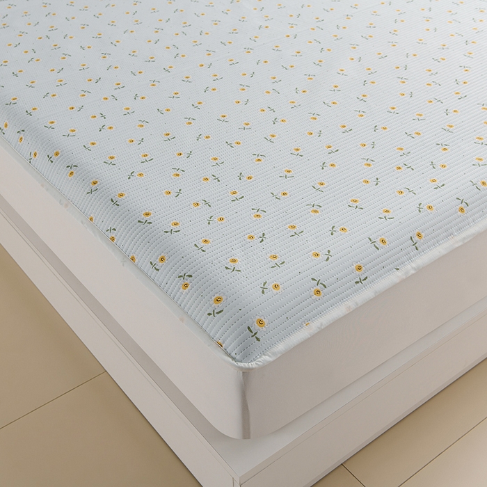 91家纺网 家纺一手货源 找家纺 圣楚家纺 2025新款亲肤舒适云朵夹棉床笠 笑脸甜心