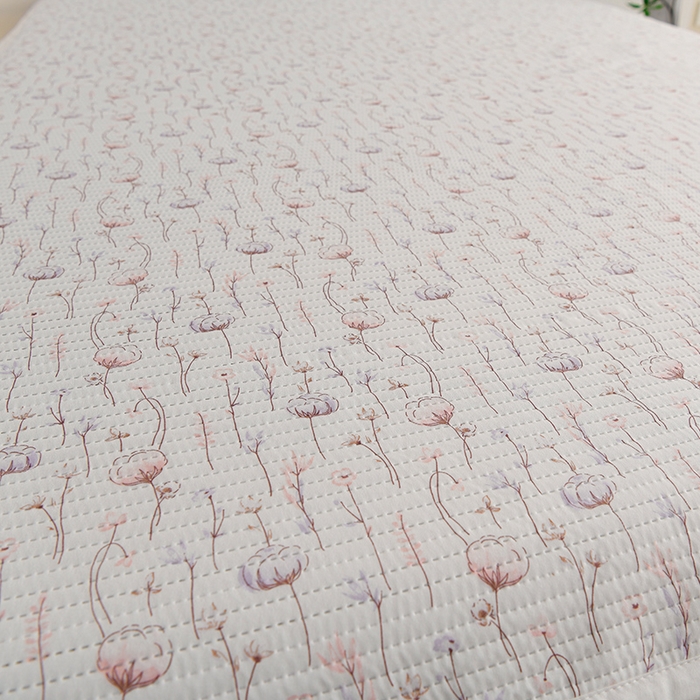 91家纺网 家纺一手货源 找家纺 圣楚家纺 2025新款亲肤舒适云朵夹棉床笠 浪漫童话