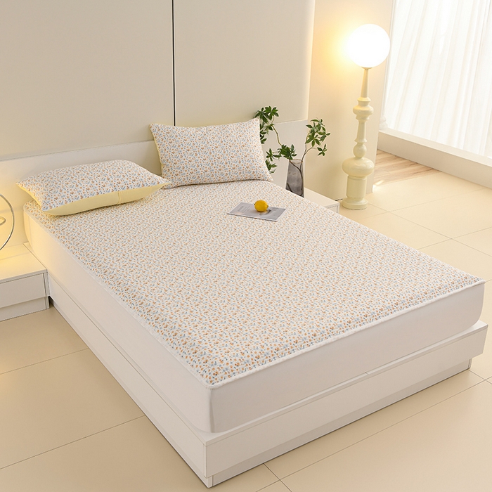 91家纺网 家纺一手货源 找家纺 圣楚家纺 2025新款亲肤舒适云朵夹棉床笠 春色恋曲