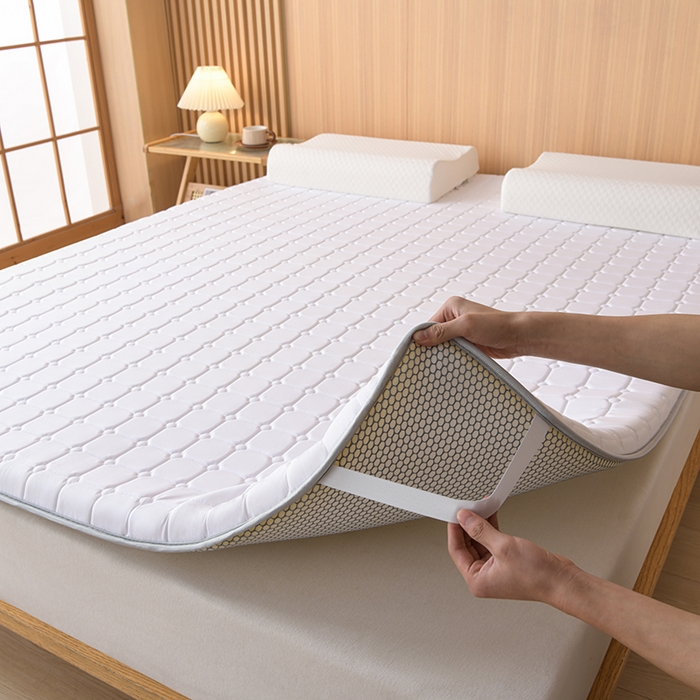 91家纺网 家纺一手货源 找家纺 美克家居 2025新款水洗棉抗压纤维棉科技床垫学生床垫 单边白