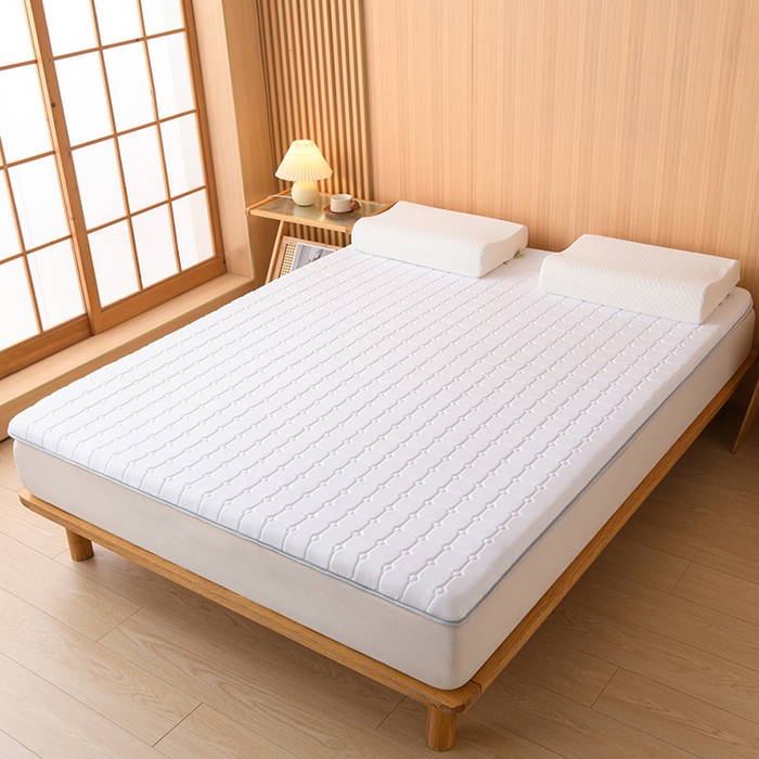 91家纺网 家纺一手货源 找家纺 美克家居 2025新款水洗棉抗压纤维棉科技床垫学生床垫 单边白