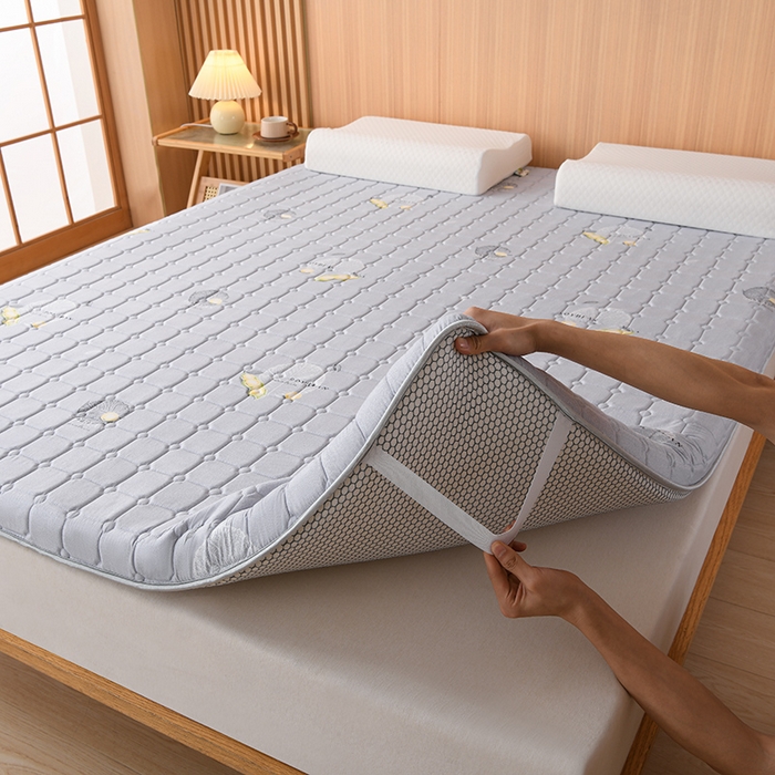 91家纺网 家纺一手货源 找家纺 美克家居 2025新款水洗棉抗压纤维棉科技床垫学生床垫 单豆灰