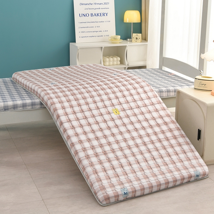 91家纺网 家纺一手货源 找家纺 美克家居 2025新款水洗棉抗压纤维棉科技床垫学生床垫 格子豆沙