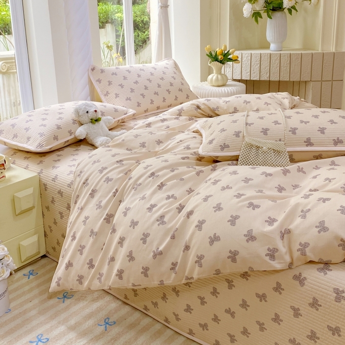 91家纺网 家纺一手货源 找家纺 金丝兔 2025新款ins小清新亲肤斜纹纯棉四件套 印花全棉夹棉床盖四件套 慕斯