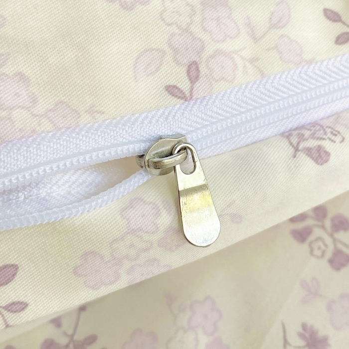 91家纺网 家纺一手货源 找家纺 金丝兔 2025新款ins小清新亲肤斜纹纯棉四件套 印花全棉夹棉床盖四件套 春风里