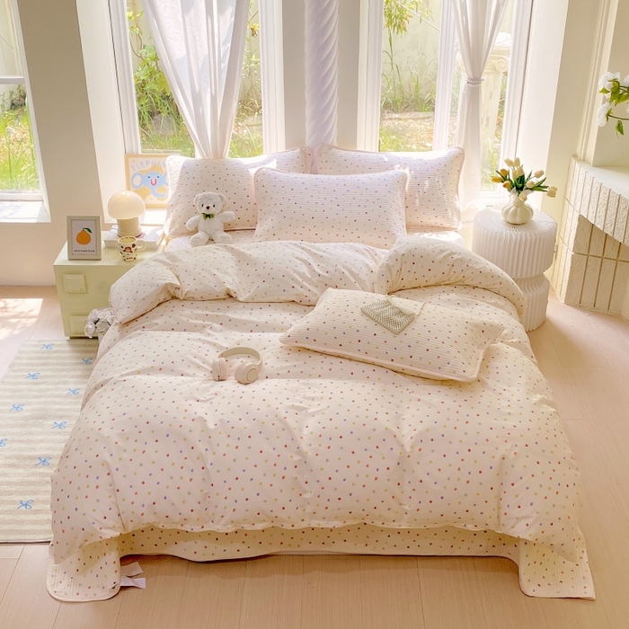 91家纺网 家纺一手货源 找家纺 金丝兔 2025新款ins小清新亲肤斜纹纯棉四件套 印花全棉夹棉床盖四件套 奶油波点