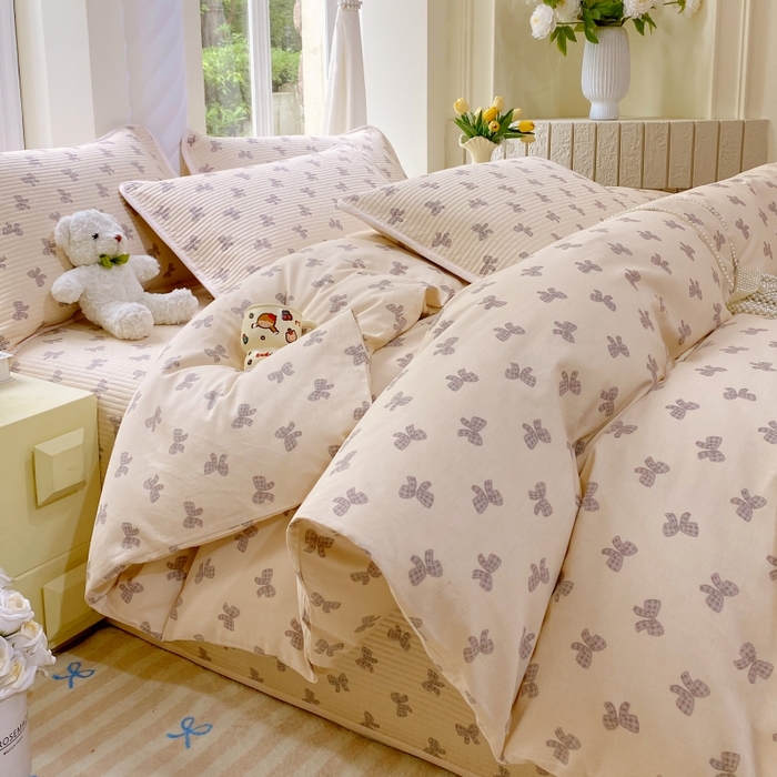 91家纺网 家纺一手货源 找家纺 金丝兔 2025新款ins小清新亲肤斜纹纯棉四件套 印花全棉夹棉床盖四件套 慕斯