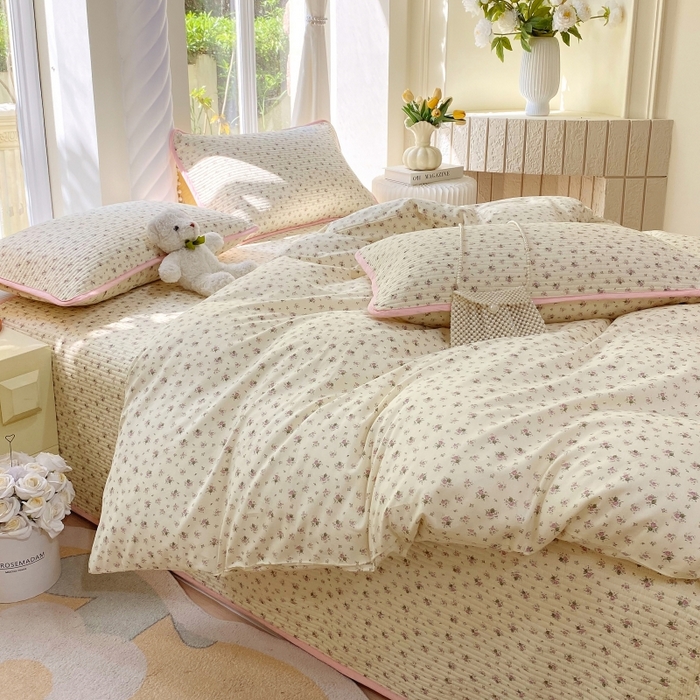 91家纺网 家纺一手货源 找家纺 金丝兔 2025新款ins小清新亲肤斜纹纯棉四件套 印花全棉夹棉床盖四件套 绿影