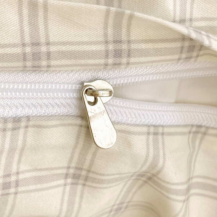 91家纺网 家纺一手货源 找家纺 金丝兔 2025新款ins小清新亲肤斜纹纯棉四件套 印花全棉夹棉床盖四件套 格子熊