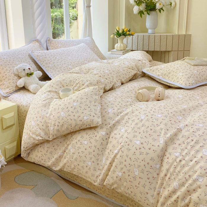 91家纺网 家纺一手货源 找家纺 金丝兔 2025新款ins小清新亲肤斜纹纯棉四件套 印花全棉夹棉床盖四件套 仙妮兔