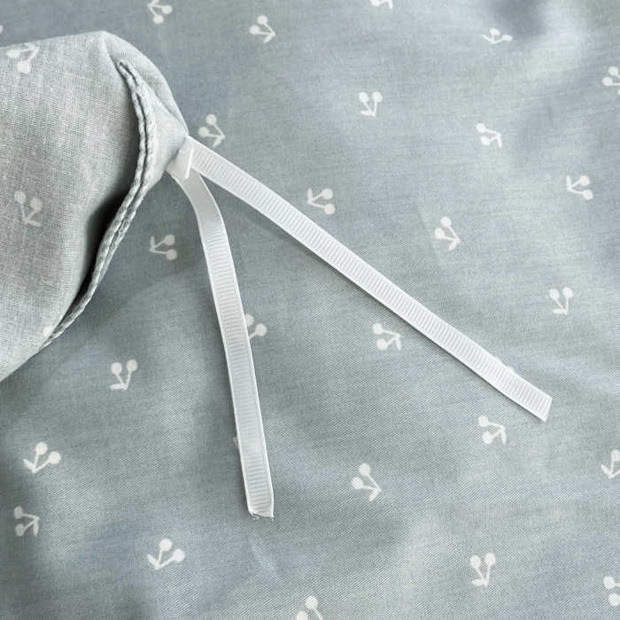 91家纺网 家纺一手货源 找家纺 金丝兔 2025新款ins小清新亲肤斜纹纯棉四件套 印花全棉夹棉床盖四件套 樱桃-蓝