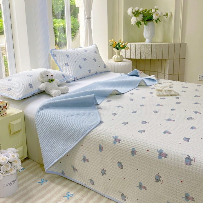 91家纺网 家纺一手货源 找家纺 金丝兔 2025新款小清新斜纹纯棉床盖 全棉夹棉床盖 床盖三件套 榻榻米抗盖绗缝加厚床单 波点大象