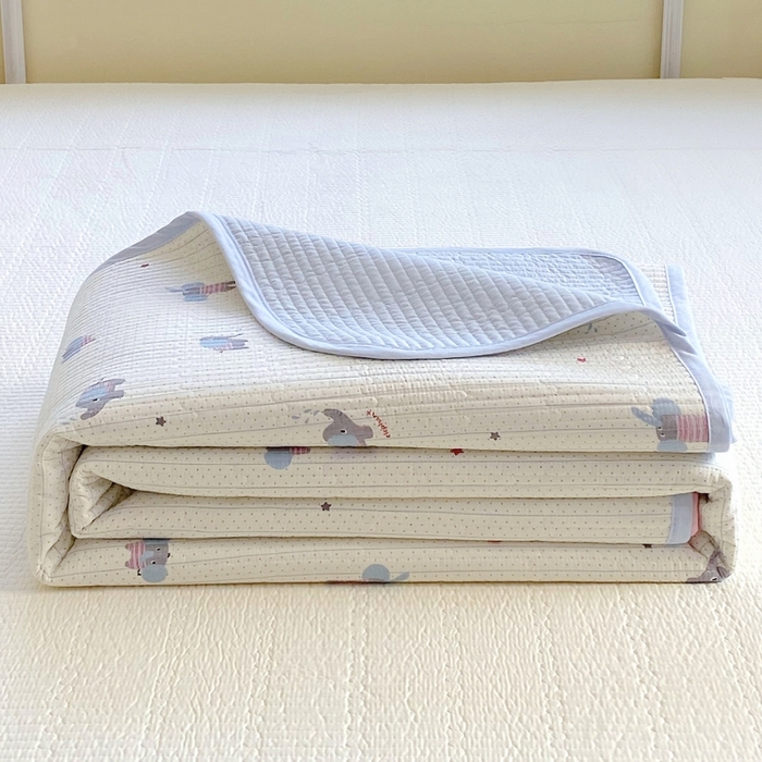 91家纺网 家纺一手货源 找家纺 金丝兔 2025新款小清新斜纹纯棉床盖 全棉夹棉床盖 床盖三件套 榻榻米抗盖绗缝加厚床单 波点大象