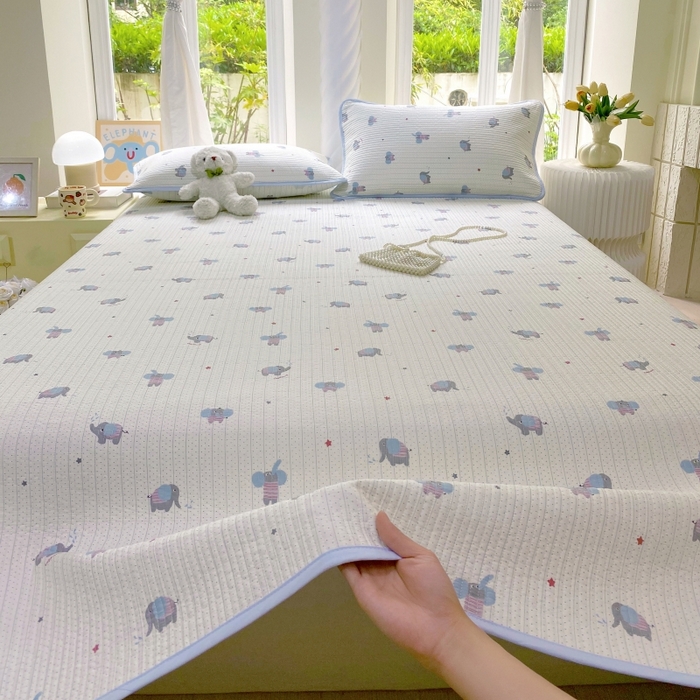 91家纺网 家纺一手货源 找家纺 金丝兔 2025新款小清新斜纹纯棉床盖 全棉夹棉床盖 床盖三件套 榻榻米抗盖绗缝加厚床单 波点大象