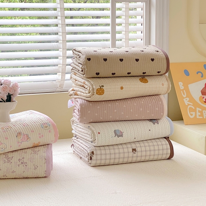 91家纺网 家纺一手货源 找家纺 （总）金丝兔 2025新款小清新斜纹纯棉床盖 全棉夹棉床盖 床盖三件套 榻榻米抗盖绗缝加厚床单