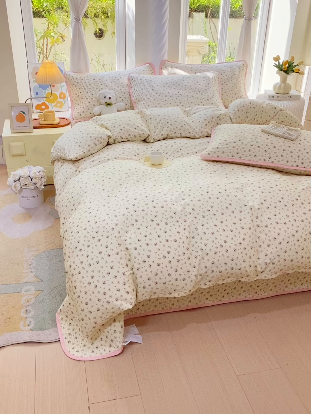 91家纺网 家纺一手货源 找家纺 金丝兔 2025新款ins小清新亲肤斜纹纯棉四件套 印花全棉夹棉床盖四件套 绿影