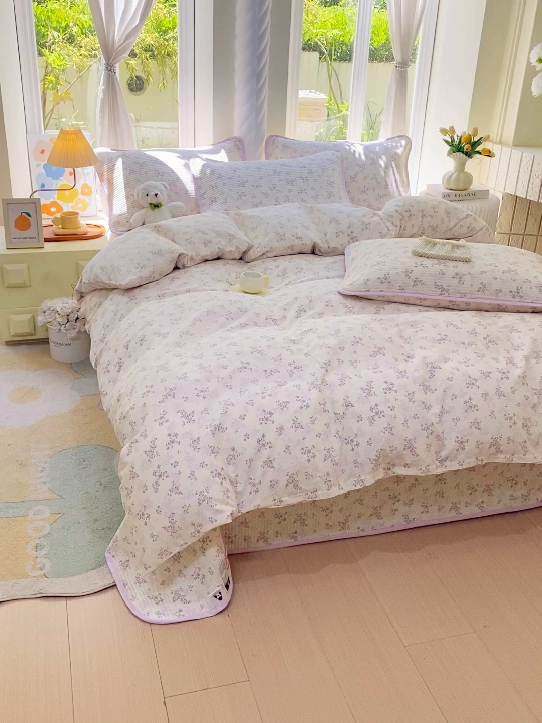 91家纺网 家纺一手货源 找家纺 金丝兔 2025新款ins小清新亲肤斜纹纯棉四件套 印花全棉夹棉床盖四件套 春风里