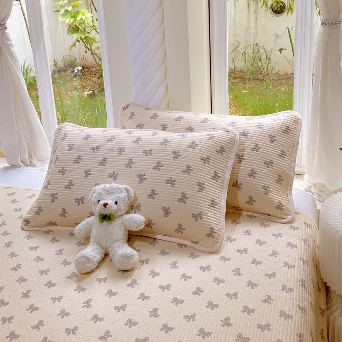 91家纺网 家纺一手货源 找家纺 金丝兔 2025新款小清新斜纹纯棉床盖 全棉夹棉床盖 床盖三件套 榻榻米抗盖绗缝加厚床单 慕斯