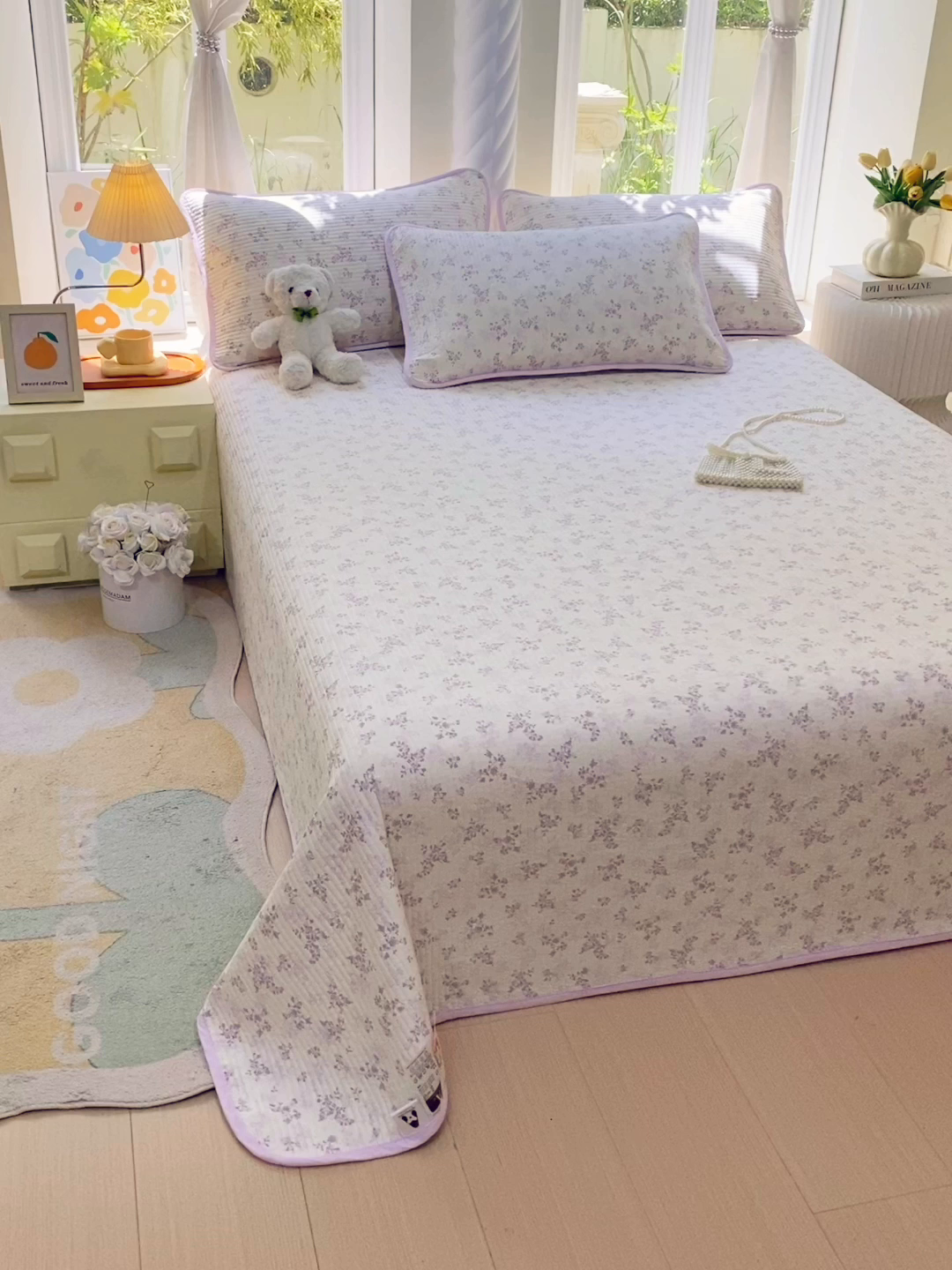 91家纺网 家纺一手货源 找家纺 金丝兔 2025新款小清新斜纹纯棉床盖 全棉夹棉床盖 床盖三件套 榻榻米抗盖绗缝加厚床单 春风里