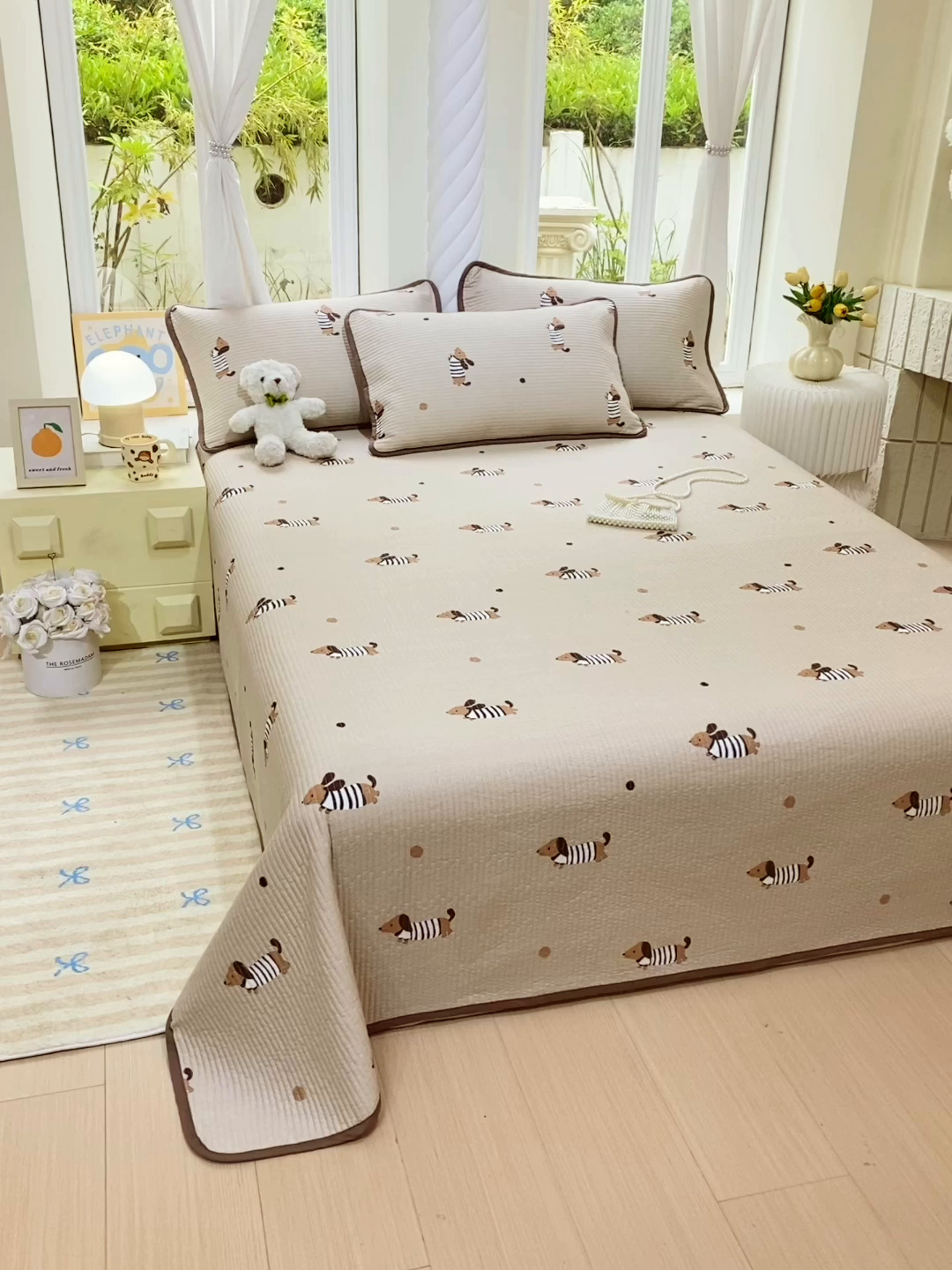 91家纺网 家纺一手货源 找家纺 金丝兔 2025新款小清新斜纹纯棉床盖 全棉夹棉床盖 床盖三件套 榻榻米抗盖绗缝加厚床单 拉拉狗