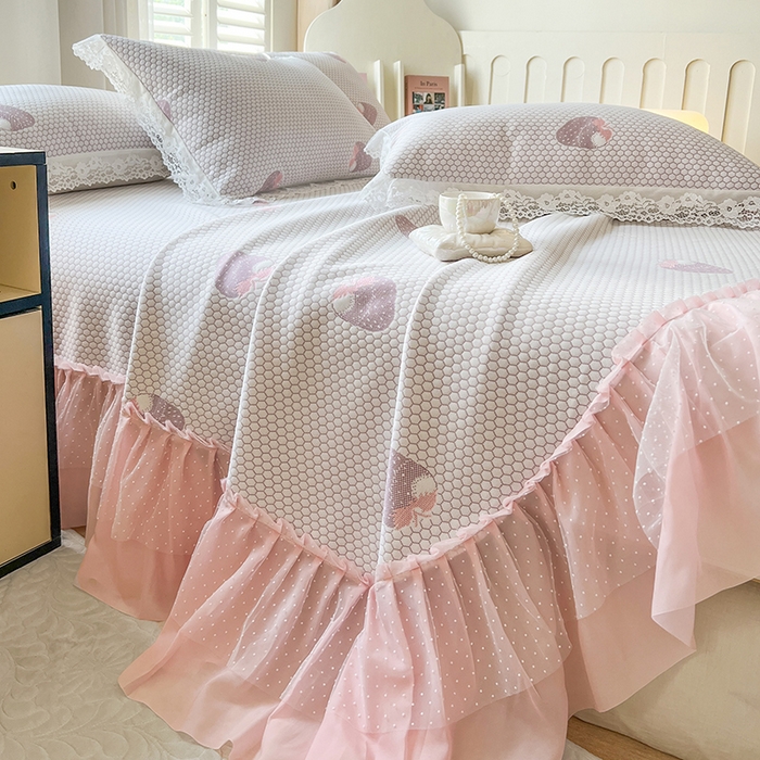 91家纺网 家纺一手货源 找家纺 网红馆（ck家纺）  2025新款简单爱 豆豆床盖三件套 草莓