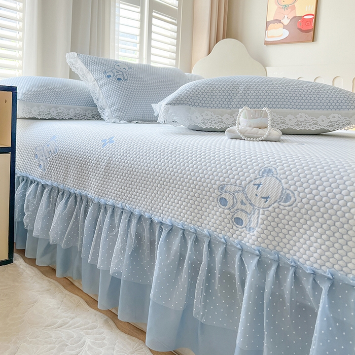 91家纺网 家纺一手货源 找家纺 网红馆（ck家纺）  2025新款简单爱 豆豆床盖三件套 呆熊蓝