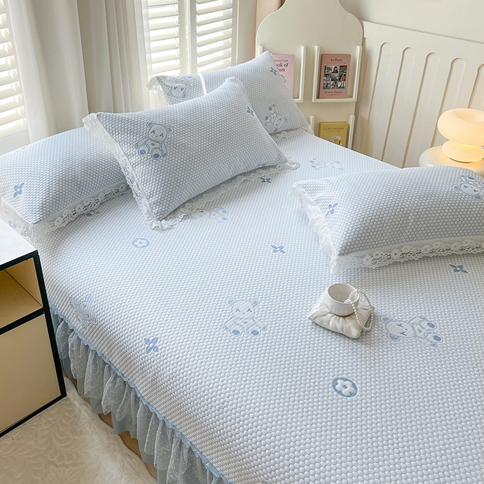 91家纺网 家纺一手货源 找家纺 网红馆（ck家纺）  2025新款简单爱 豆豆床盖三件套 呆熊蓝