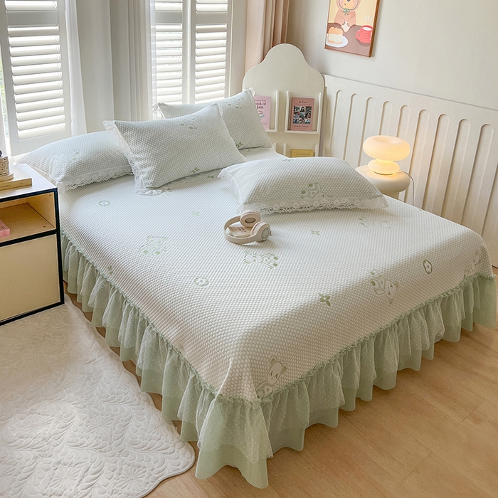 91家纺网 家纺一手货源 找家纺 网红馆（ck家纺）  2025新款简单爱 豆豆床盖三件套 呆熊绿